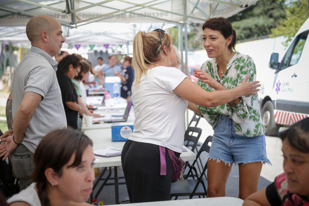 MAYRA EN UN NUEVO QUILMES CERCA 2