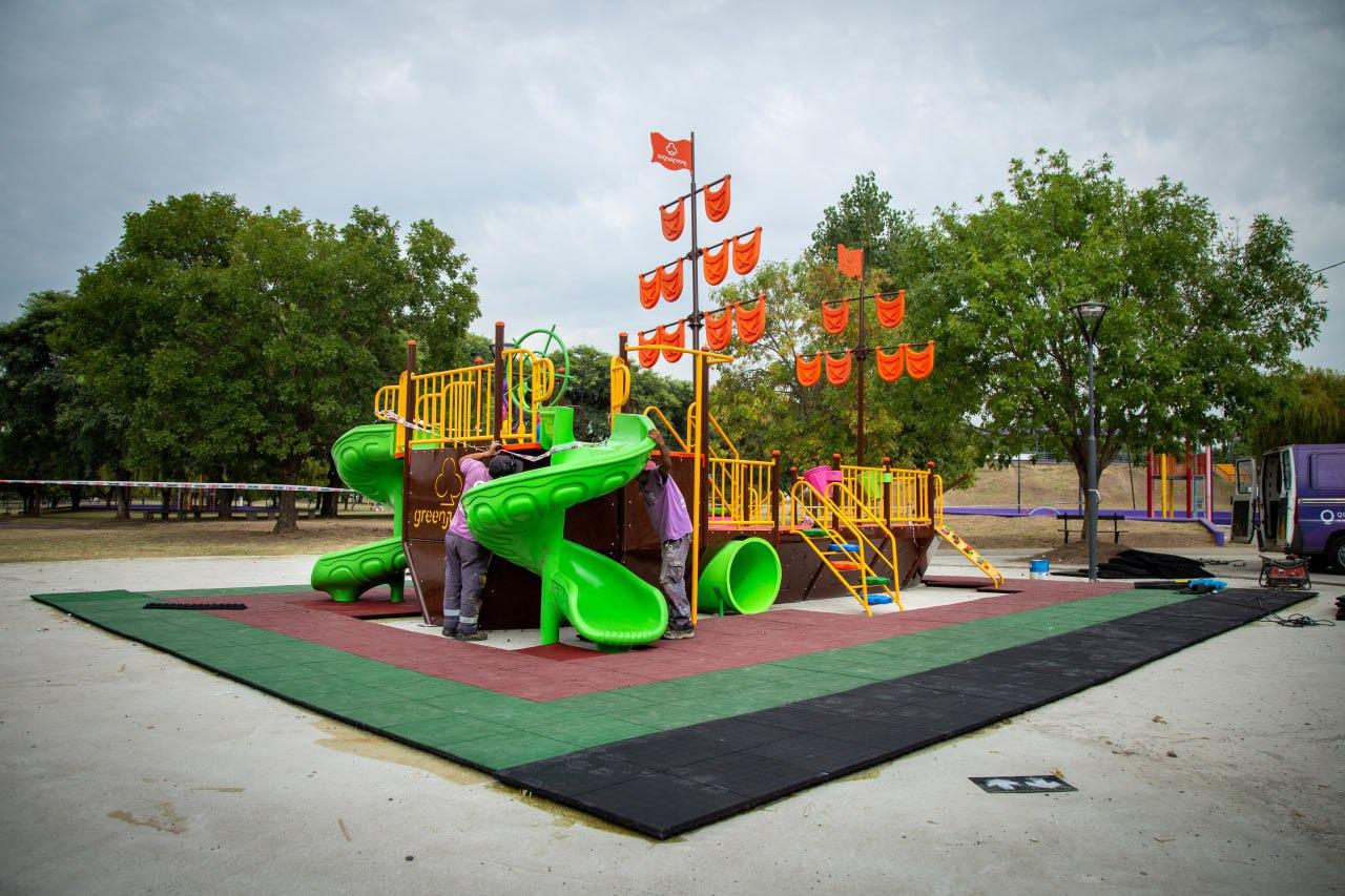 PUESTA EN VALOR DE PARQUES Y PASEOS 2