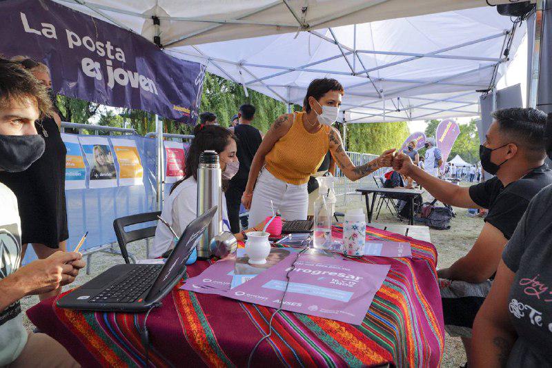 CERCA DE 32.000 QUILMEÑOS Y QUILMEÑAS SE INSCRIBIERON EN LAS BECAS PROGRESAR (1)
