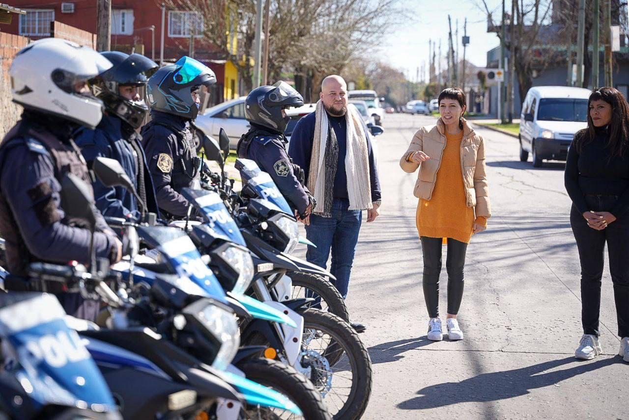 MAYRA INAUGURÓ NUEVO TÓTEM DE SEGURIDAD 2