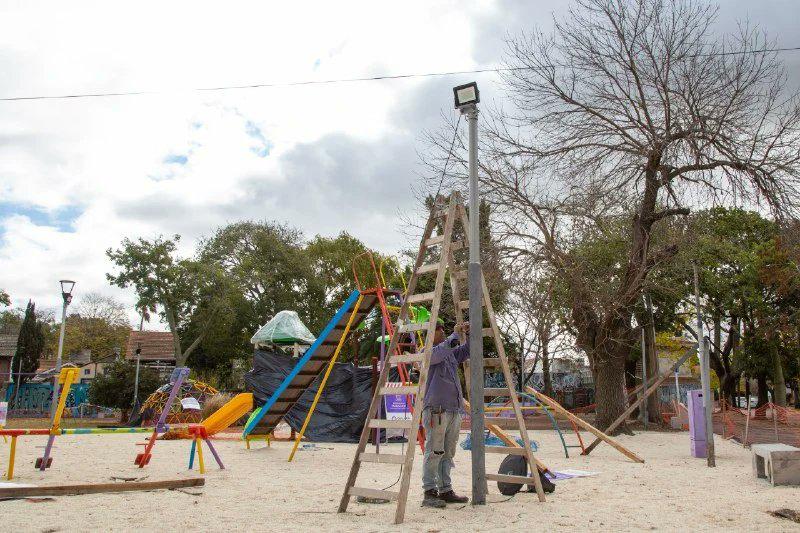 ETAPA FINAL EN PLAZA SUIZA Y SIGUEN LAS OBRAS EN COVENDIAR 1