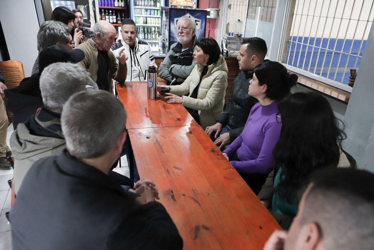 MAYRA DE RECORRIDA POR VILLA LA FLORIDA 6