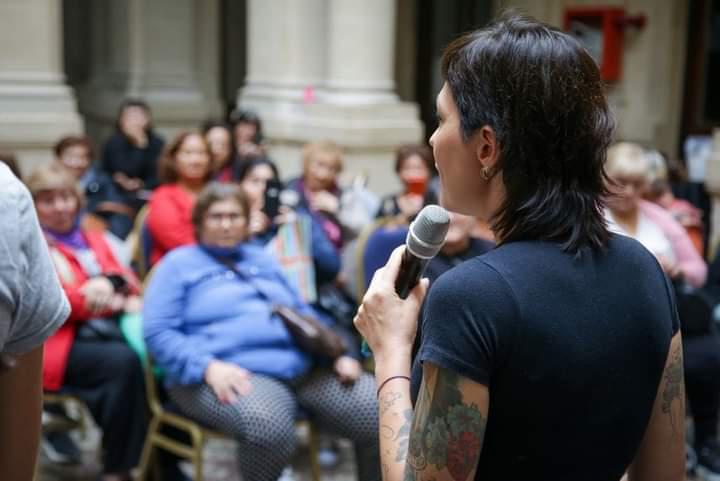 MAYRA SUPERVISÓ UN OPERATIVO PARA OTORGAR RECONOCIMIENTOS A TRABAJADORAS VOLUNTARIAS VECINALES DEL DISTRITO 3