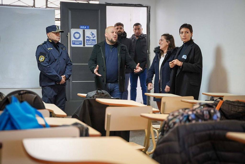 f0d79a55-85e9-478b-b4b1-7ebec9b88fc1