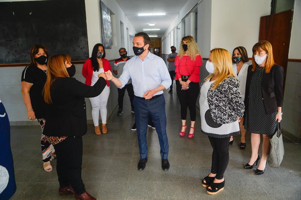 feee4b49-8001-41e5-9720-369848d79ad9