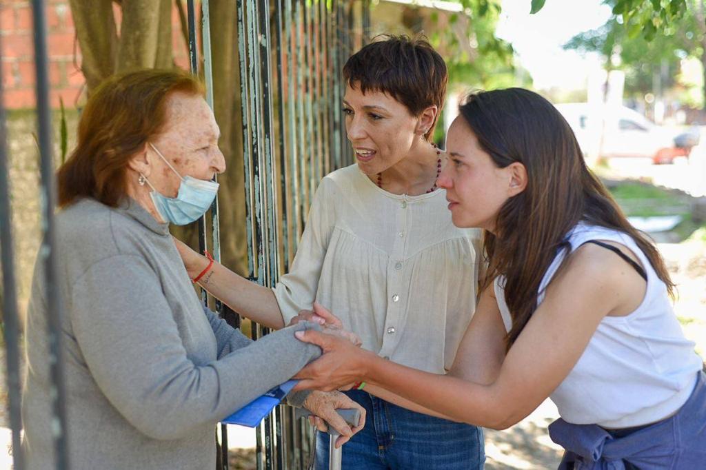 Mayra supervisó obras en el barrio La Unión Vecinal 1