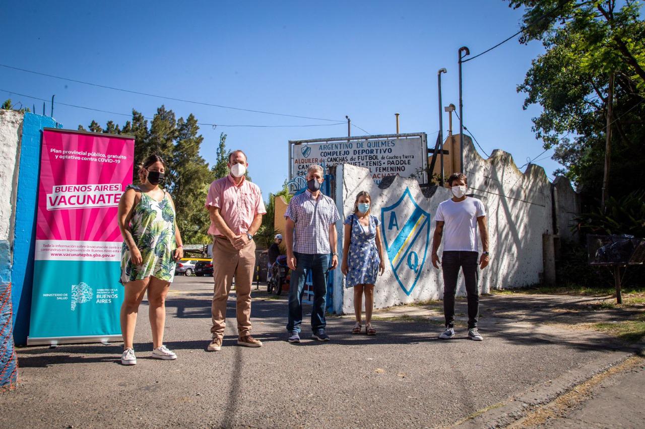 NUEVA POSTA DE VACUNACIÓN EN EL CLUB ATLÉTICO ARGENTINO DE QUILMES (1)