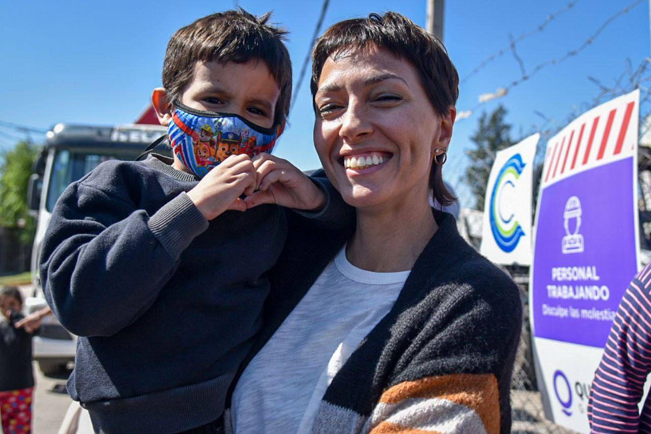 MAYRA Y KICILLOF RECORRIDA POR OBRAS EN EL DISTRITO 3