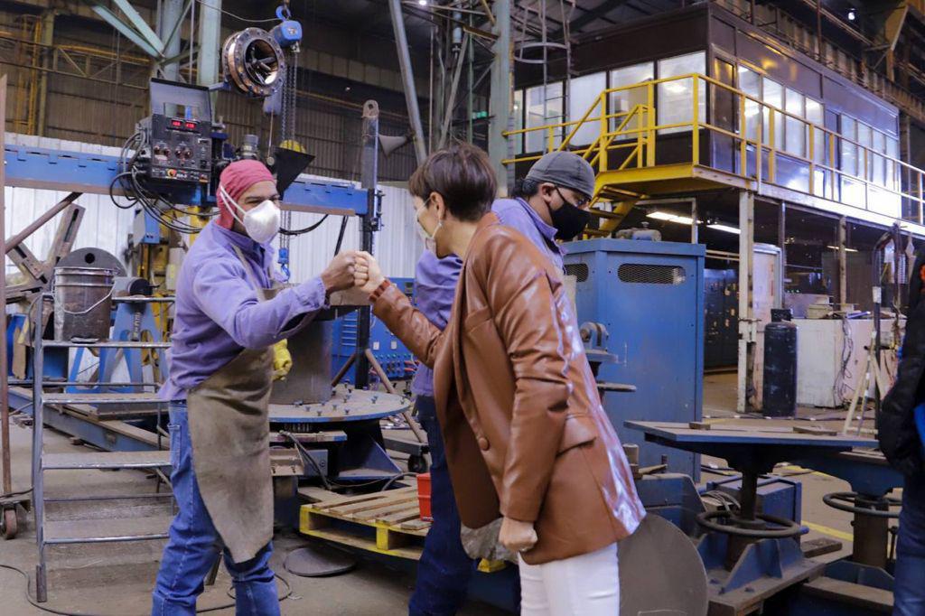 Mayra y Siley en visita a secin 4