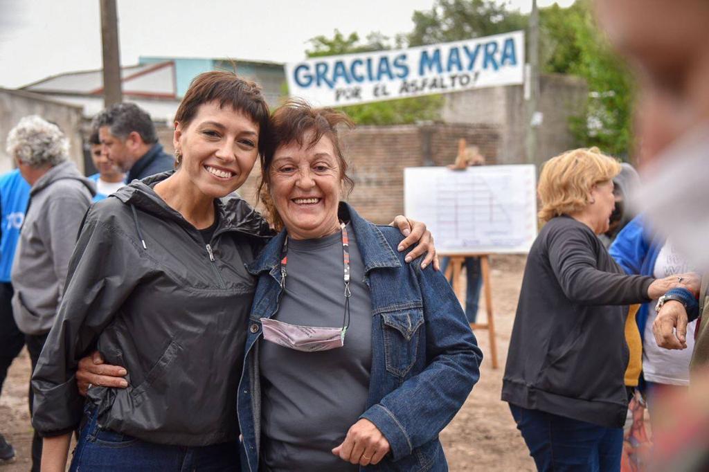 MAYRA Y KATOPODIS RECORRIERON ASFALTOS EN SOLANO4