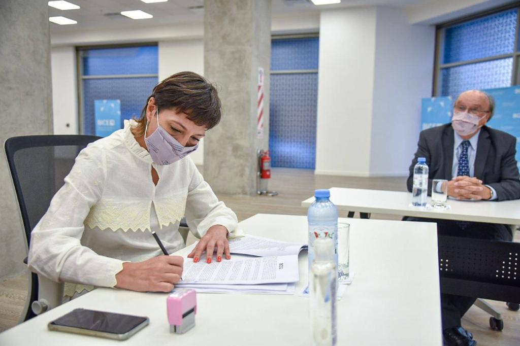 Firma Mayra y el Bice 2