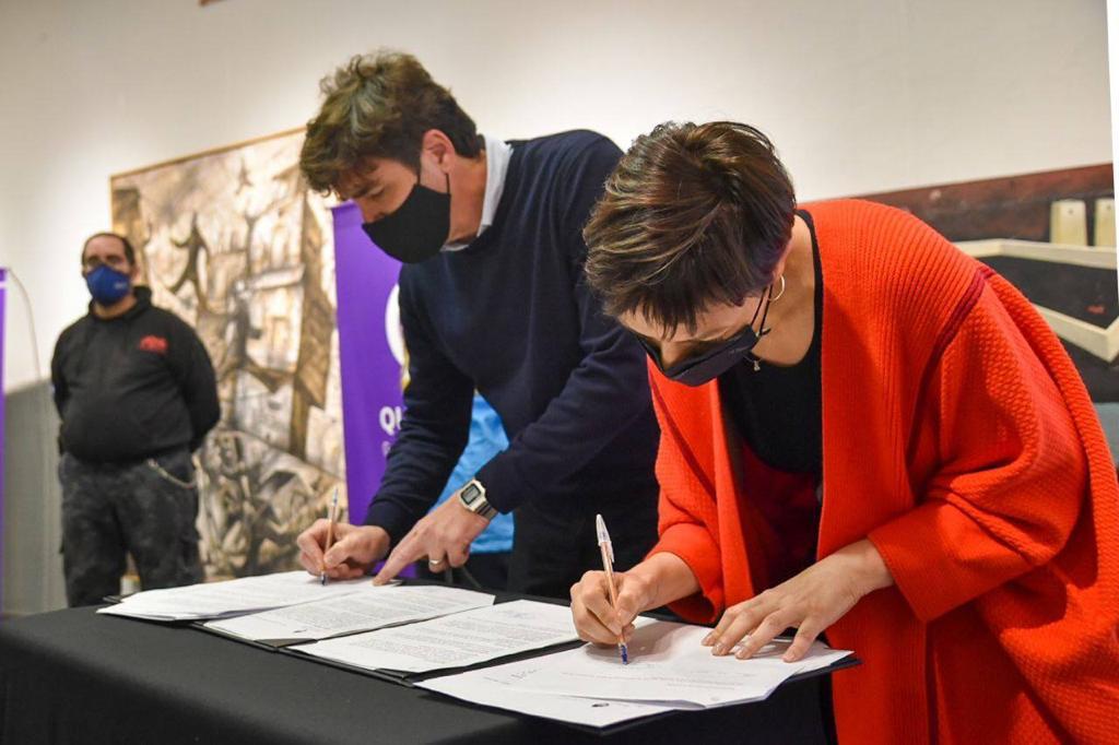 Mayra y ANSV entregaron cascos 4