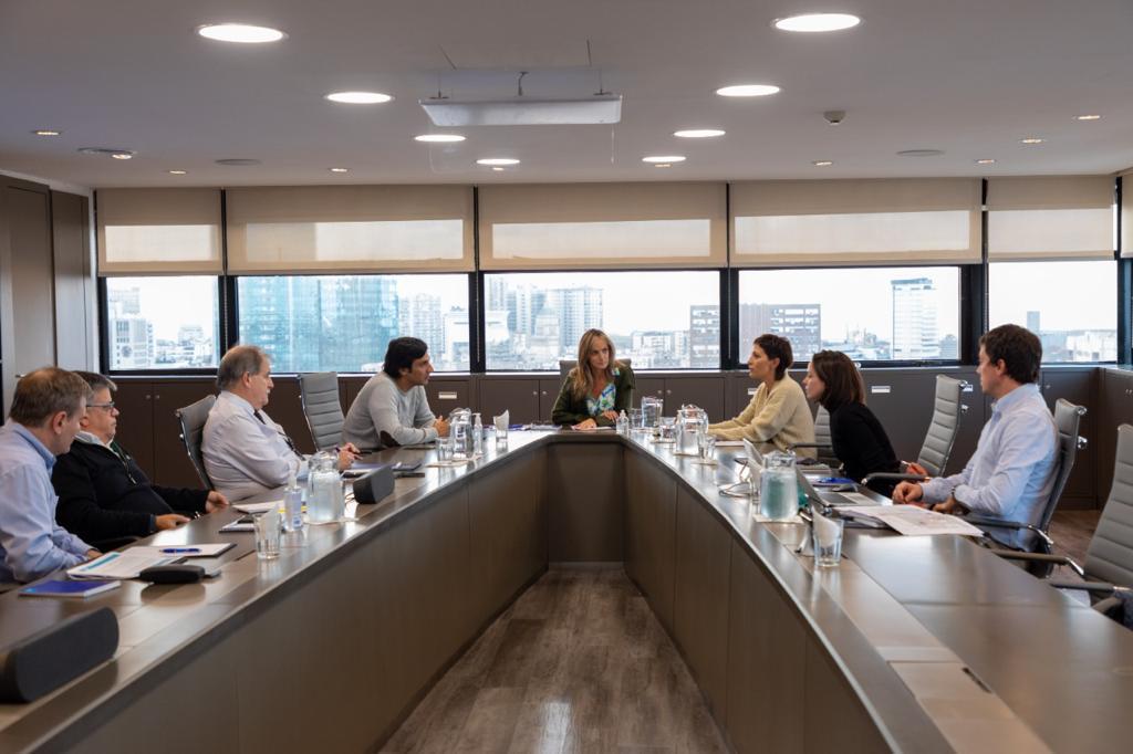 MAYRA MENDOZA Y MALENA GALMARINI CONTINÚAN GARANTIZANDO LA EXPANSIÓN DE LOS SERVICIOS DE AGUA POTABLE Y SANEAMIENTO CLOACAL EN QUILMES (3)
