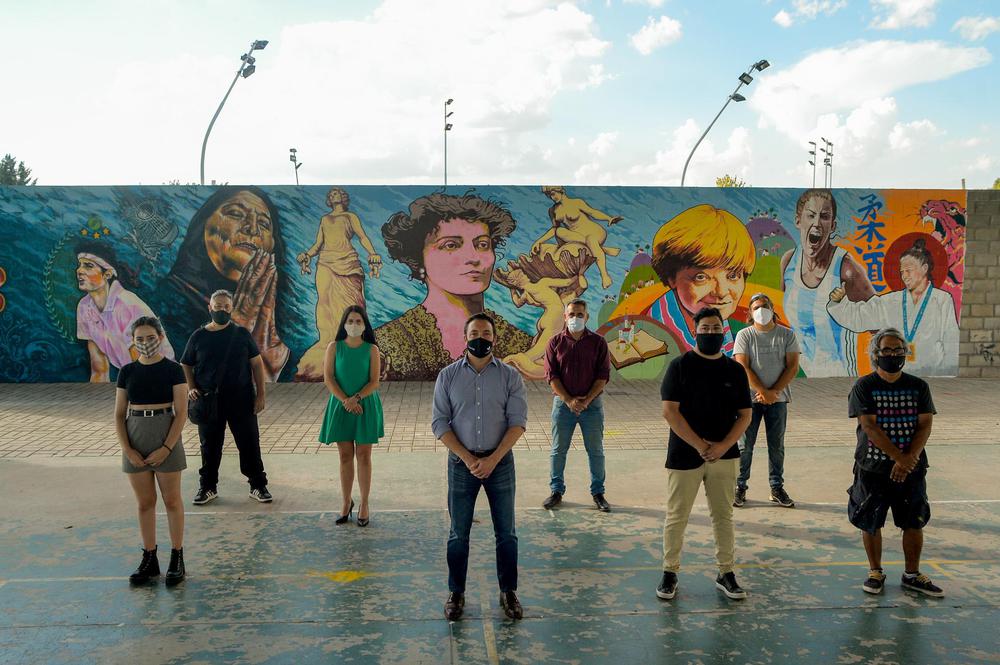 f2ee72c6-e3c8-4d9a-81c0-5720fa773e85