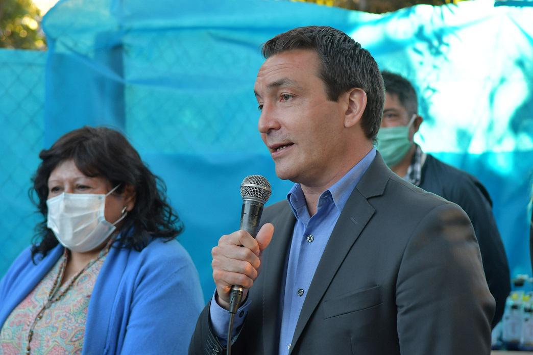 cb216040-701c-b172-fcb4-03aa3080ca59