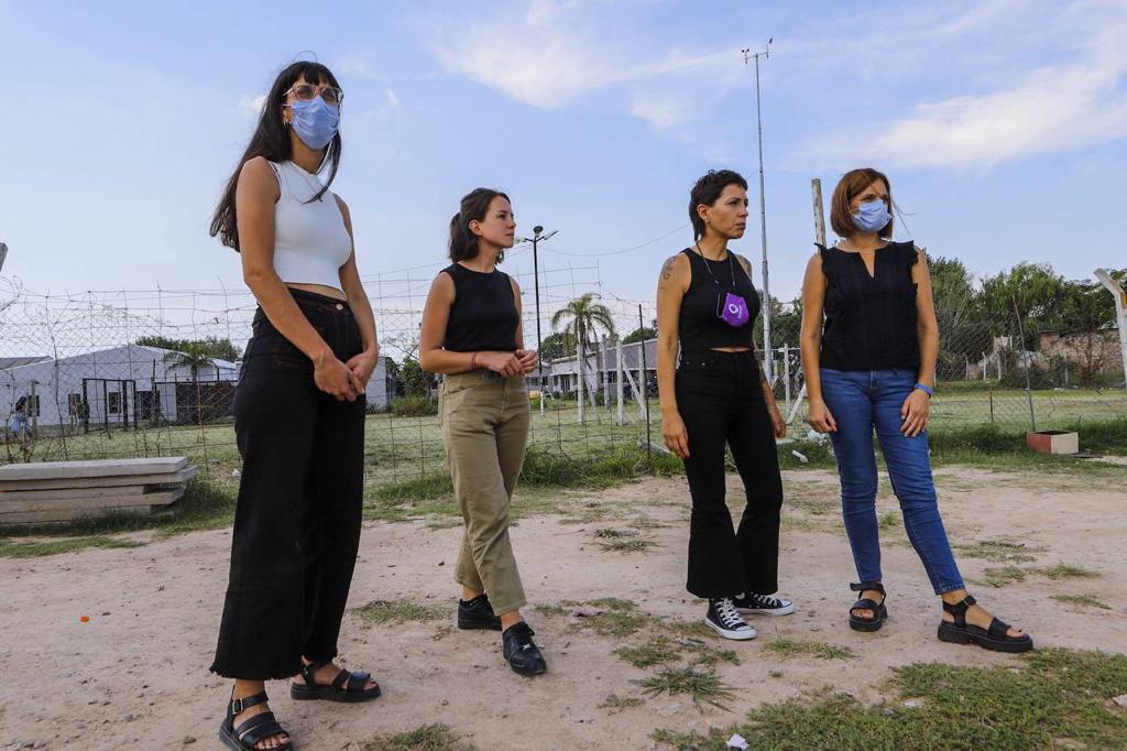 FIRMA DE CONVENIO DE MAYRA Y LAURA ALONSO 2