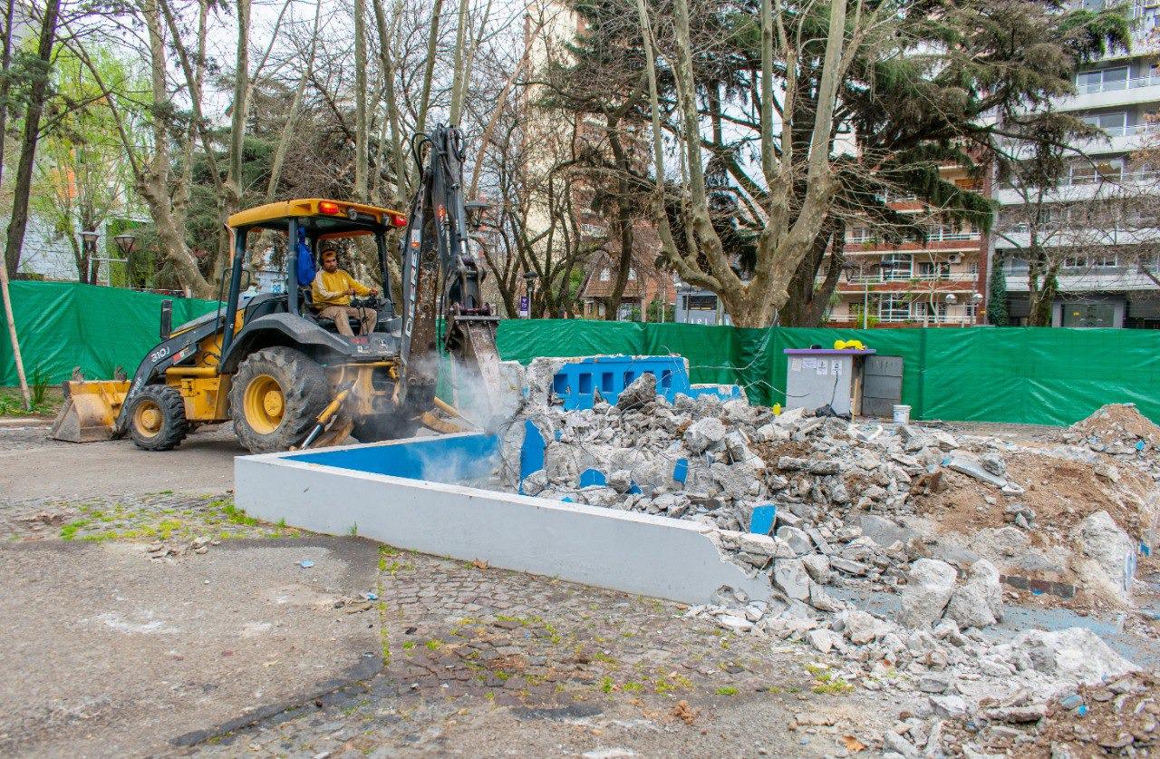 Siguen las tareas en plaza Conesa 2