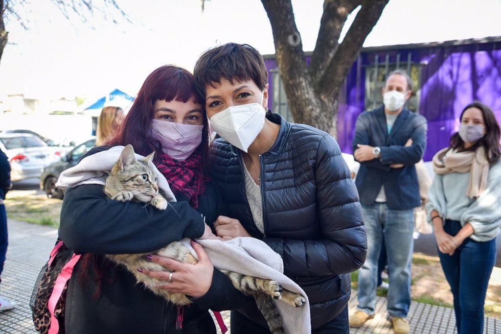 MAYRA RECORRIÓ UN NUEVO OPERATIVO DE ZOONOSIS EN EZPELETA Y VISITÓ LA BASE OPERATIVA (3)