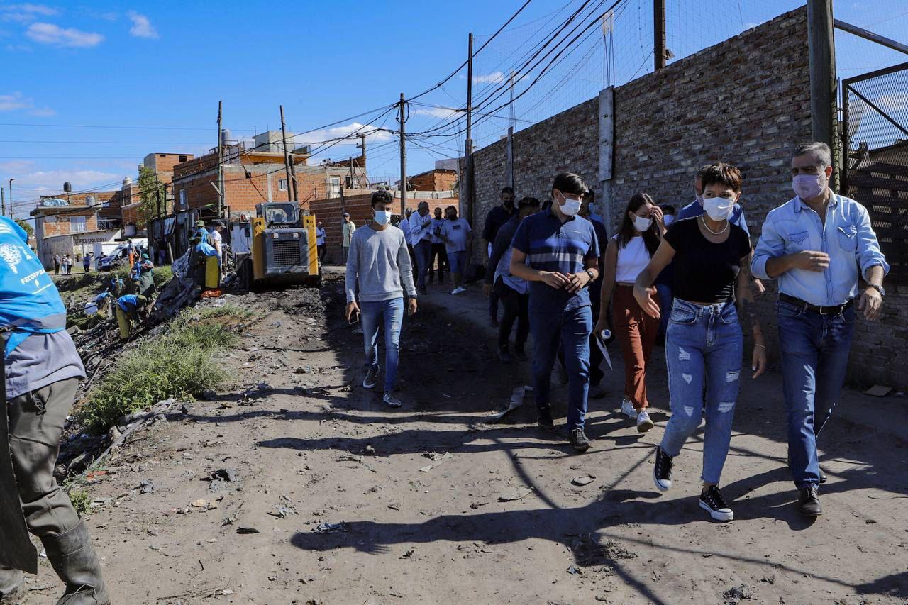 MAYRA DESTACÓ LA LIMPIEZA DEL ARROYO SAN FRANCISCO Y LAS OBRAS DE INFRAESTRUCTURA PROYECTADAS PARA EL BARRIO FINEXCOR (1)