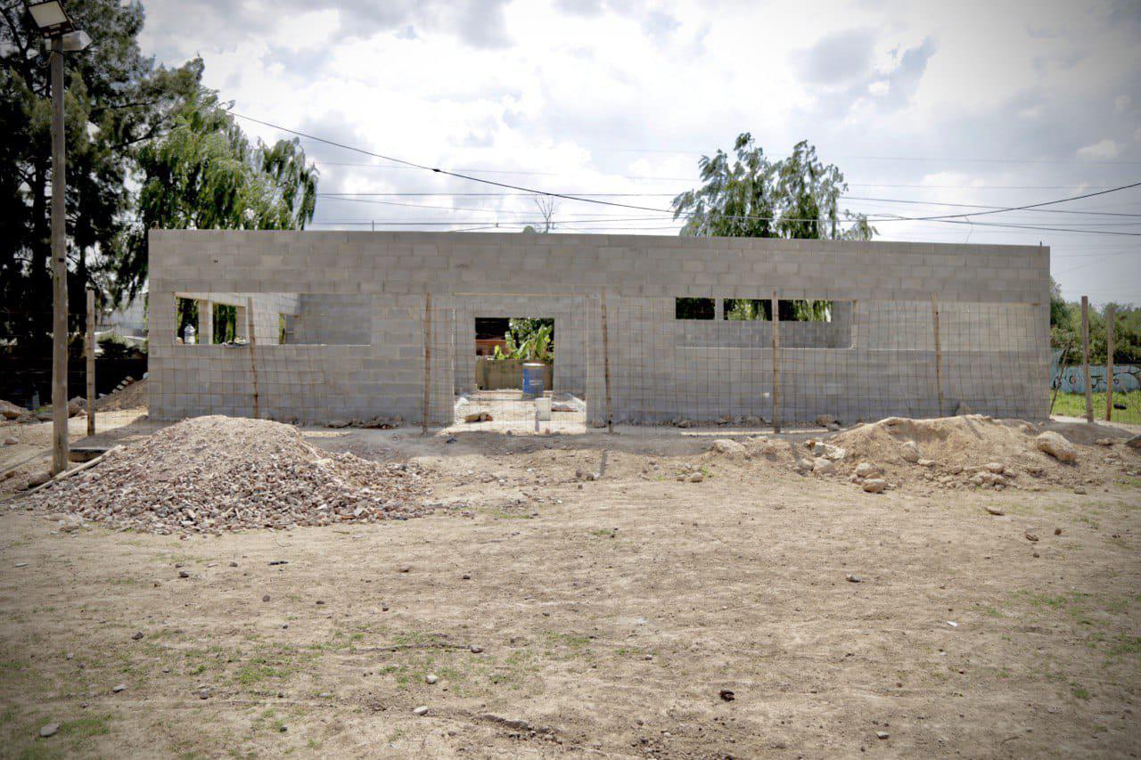 Avanzan las obras en el sum del club villa alcira 1