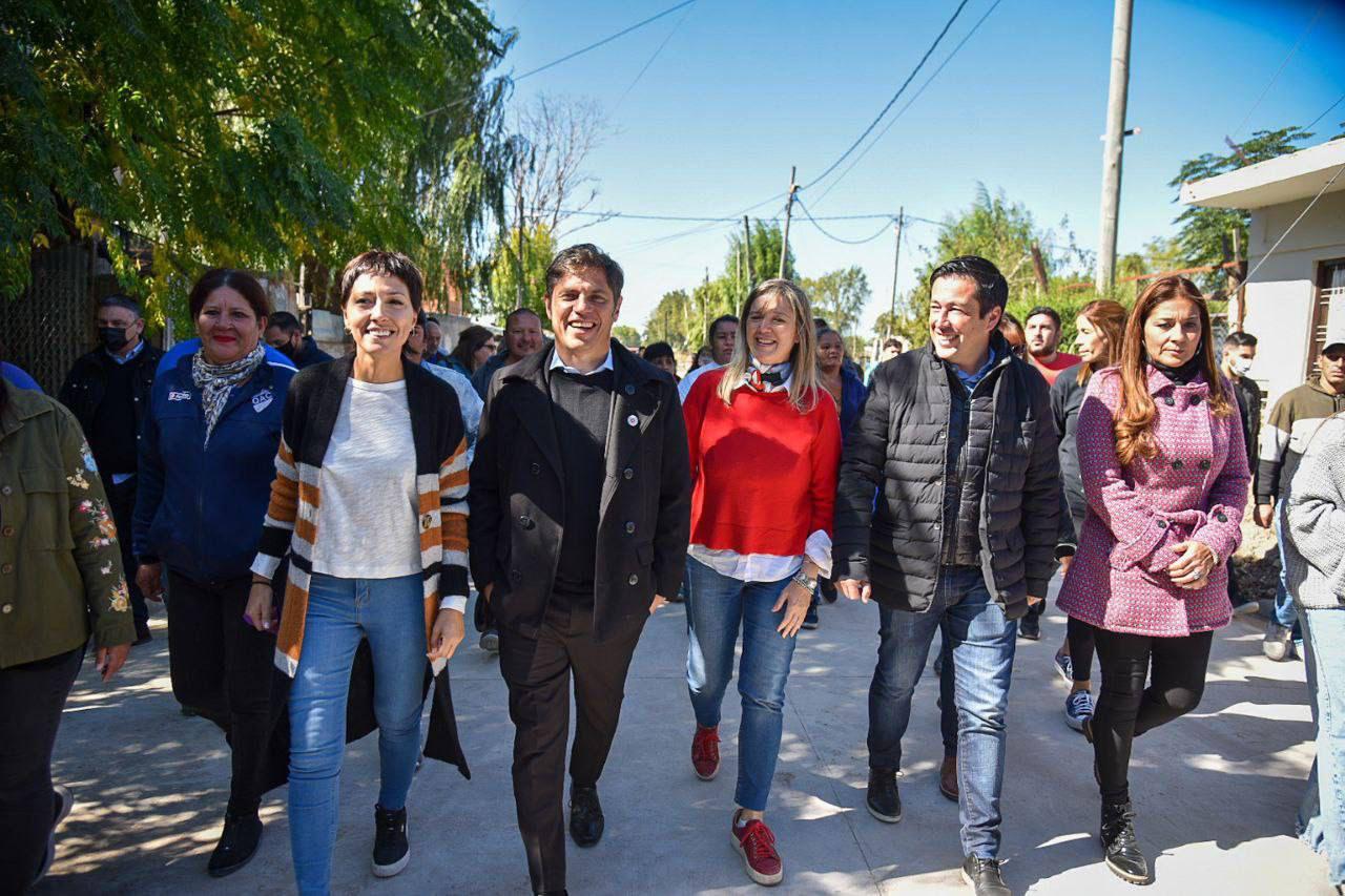 MAYRA Y KICILLOF RECORRIDA POR OBRAS EN EL DISTRITO 4