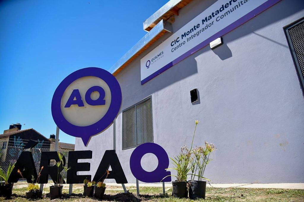 Mayra inauguro el cic monte matadero 4