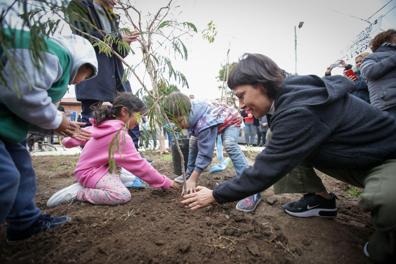 MAYRA INAUGURÓ 10 NUEVOS PAVIMENTOS 3